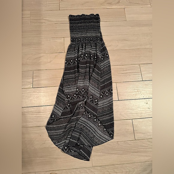 Flamingo Black Gray Patterned Women's dress SMALL pit to pit 11in length 49in - Picture 1 of 5